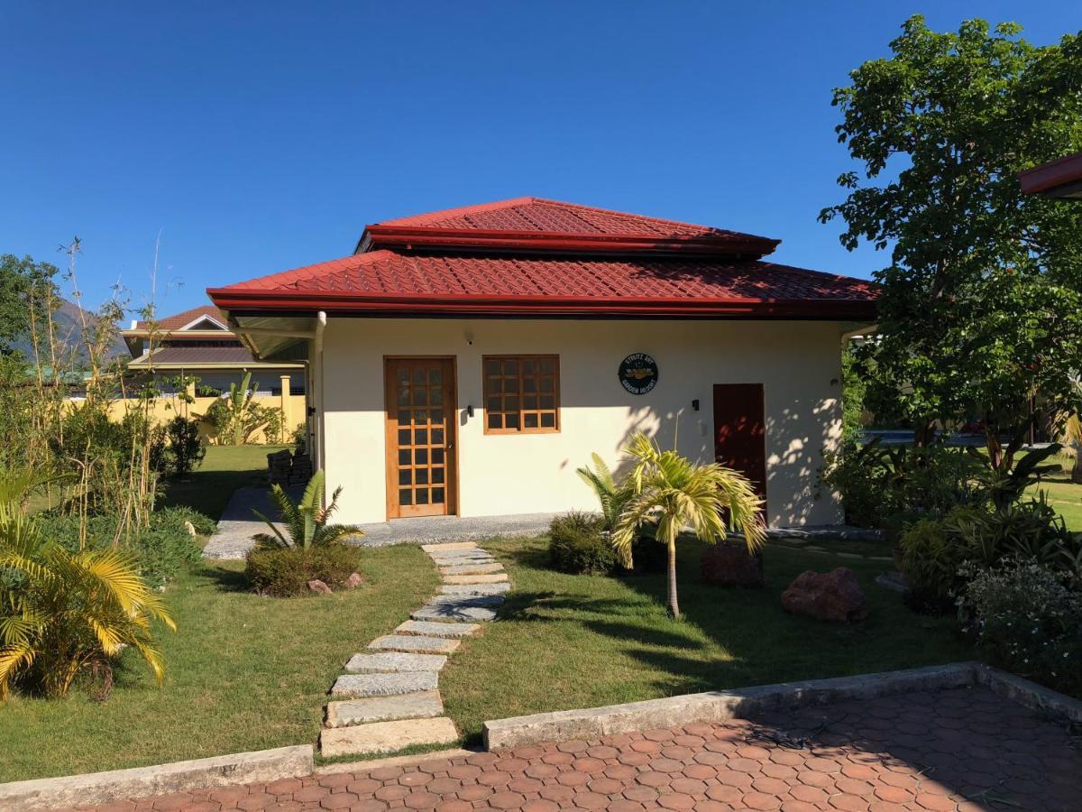Strutz Art Garden Resort Bangued Exteriör bild