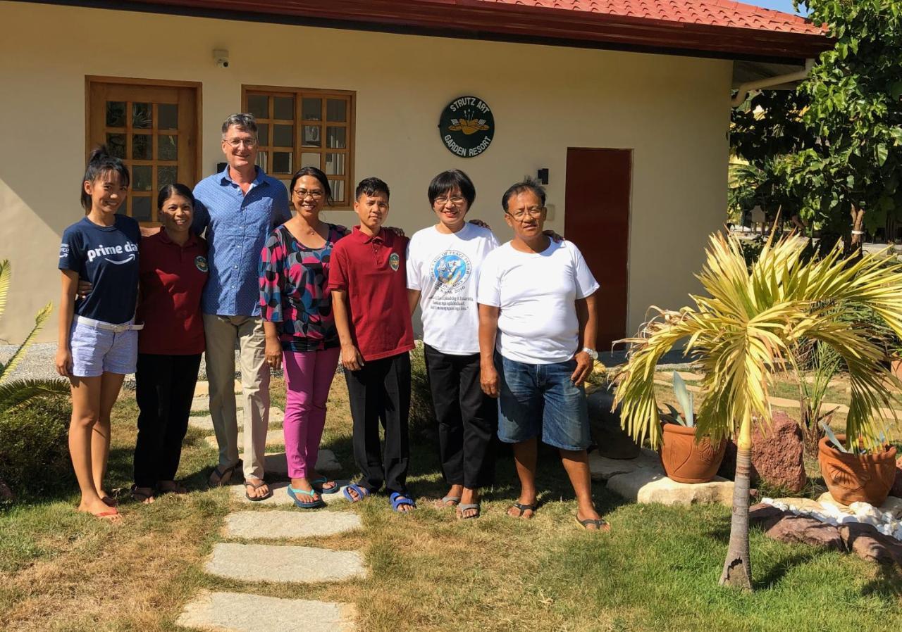 Strutz Art Garden Resort Bangued Exteriör bild